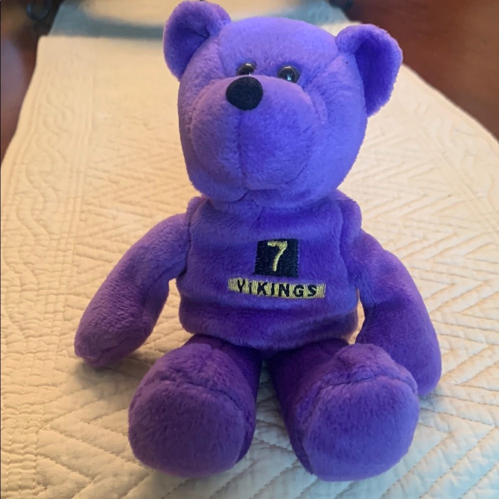 Vintage Collectible Minnesota Vikings “Cunningham” Purple Plush Beanbag Bear Toy